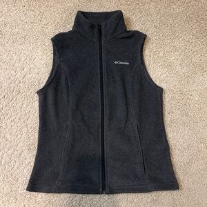 Women's Columbia Fleece Vest Size Medium